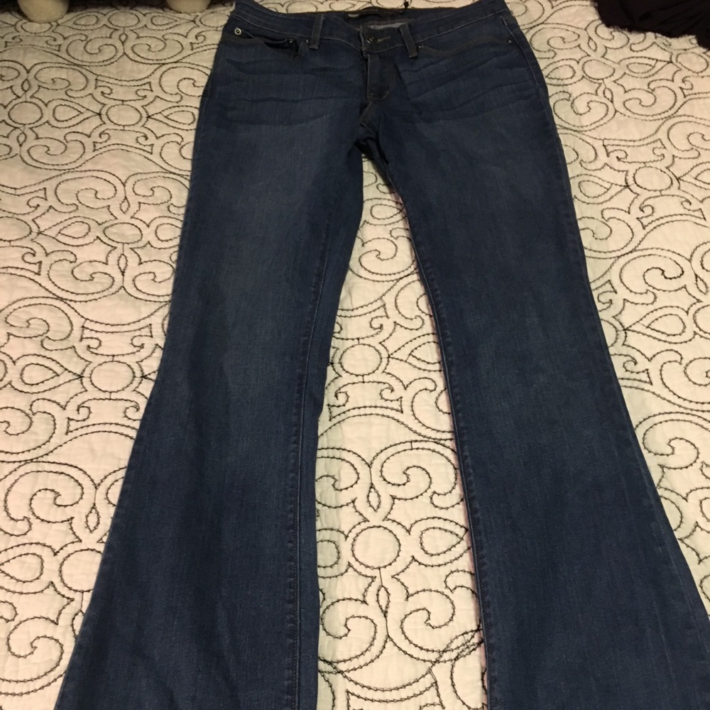 Levi’s Demi curve mid rise boot cut jeans